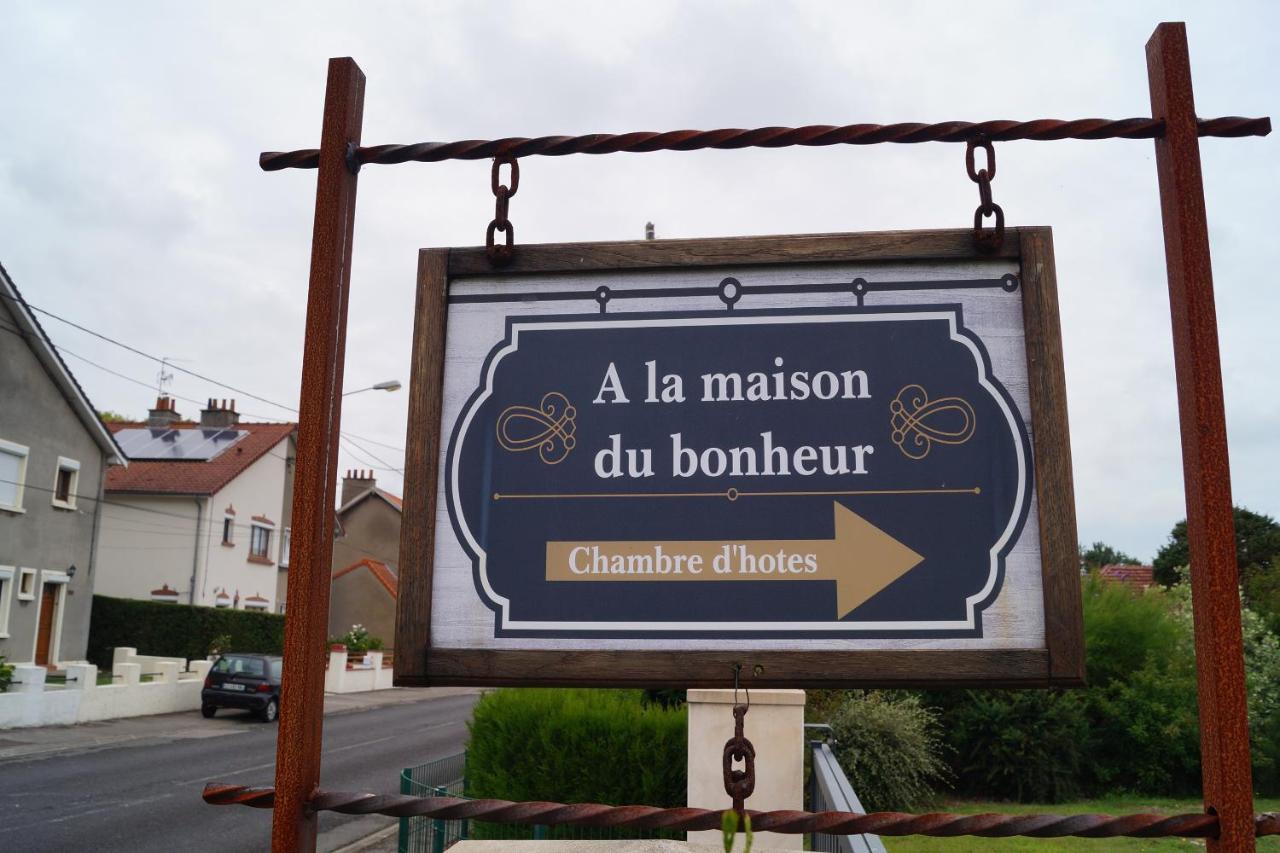 A La Maison Du Bonheur Audruicq Exterior photo